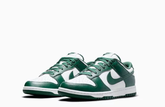 Nike SB Dunk Michigan State Jordan Nike Dunk Low Varsity Green Nike SB Dunk Low green white Nike Dunk college edition Nike SB Zoom Air sneakers