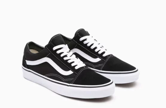 Vans Old Skool Black White Jordan Vans Old Skool Classic Colorway Vans Old Skool Men Sneakers Vans Old Skool Canvas & Suede Vans Black White Low Tops