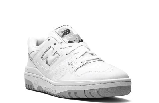 New Balance 550 Jordan

New Balance 550 men sneakers

550 white gray shoes

Lifestyle New Balance sneakers

Retro basketball sneakers

New Balance 550 for men