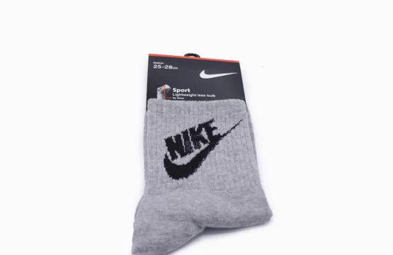 Nike Lightweight Less Bulk Gray Socks