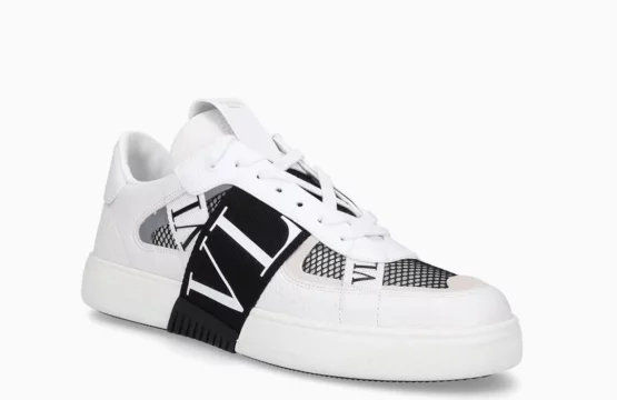 Valentino Garavani White Sneakers

Valentino Luxury Sneakers

Valentino Leather Sneakers Men

Designer White Sneakers
