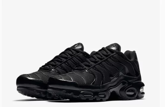 Nike Air Max TN Plus Jordan Nike Air Max TN Black sneakers Nike Tuned Air Triple Black Nike Air Max TN men’s shoes