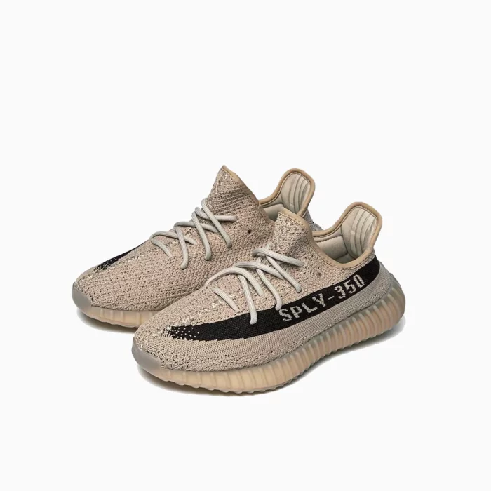 Adidas Yeezy Beige Primeknit
Neutral Beige Yeezy Sneakers
Yeezy 350 V2 Minimalist Colorway
Adidas Yeezy Everyday Wear