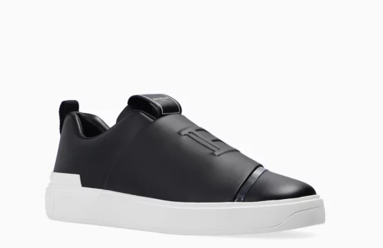 Balmain Black White Sneakers Balmain Suede Leather Sneakers Balmain Designer Footwear Luxury Contrast Sneakers Balmain Casual Shoes