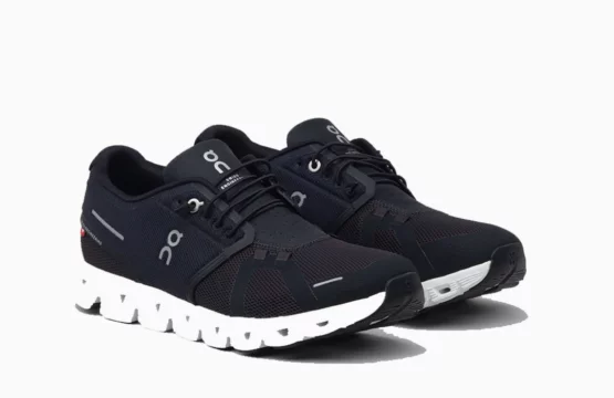 On Running women Jordan
Cloud 5 trainers women
Women’s lightweight walking shoes
On Cloud everyday sneakers
Zero-Gravity foam shoes