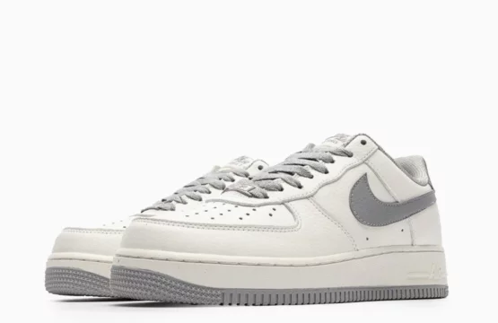 Nike Air Force 1 Sepatu White Shoes Nike Air Force 1 Jordan Nike Air Force 1 White sneakers Nike Sepatu shoes Nike Air Force 1 men’s shoes