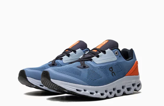 On Running M Cloudstratus