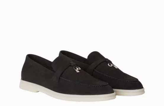 Loro Piana Black Suede Shoes

Loro Piana Suede Footwear

Loro Piana Men Shoes

Luxury Suede Shoes Men