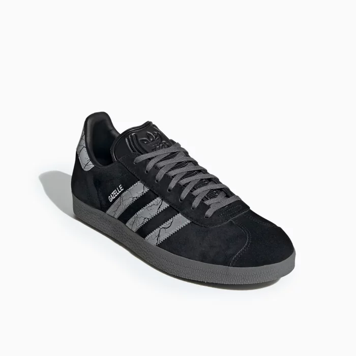 Adidas Gazelle Black
Gazelle Triple Black
Adidas Black Suede Sneakers
Gazelle Black Gum