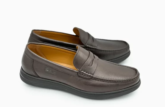 Clarks Brown Slip On Comfort Brown Leather Clarks Men’s Clarks Confort Shoes Brown Slip-On Office Shoes Casual Brown Leather Footwear