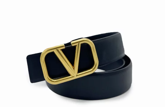 Valentino Garavani Black Reversible leather belt VLOGO