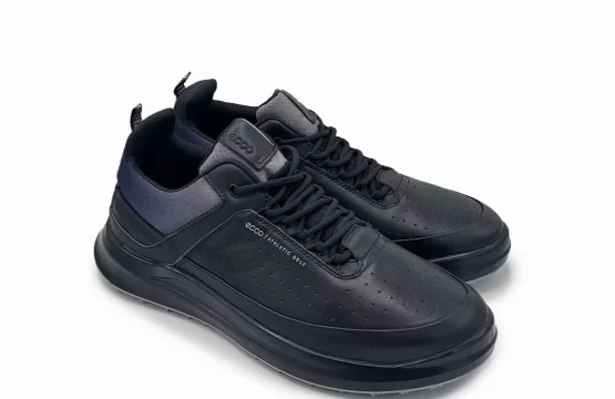 ECCO Golf Black Sneakers ECCO Men’s Athletic Golf Shoes Black ECCO Golf Footwear ECCO Sport Golf Shoes ECCO Hybrid Golf Sneakers