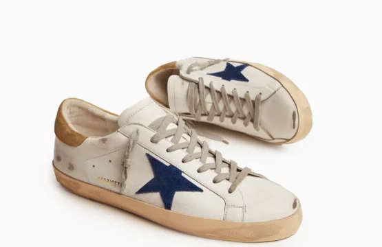 Golden Goose Beige Sneakers Golden Goose Navy Star Golden Goose Superstar Shoes Designer Beige Lifestyle Sneakers Golden Goose Casual Luxury