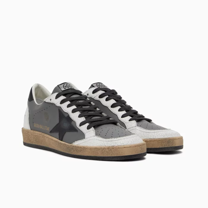 Golden Goose Ball Star Gray
Golden Goose White Sneakers
Golden Goose Suede Ball Star
Designer Vintage Sneakers
Golden Goose Sports-Inspired Shoes