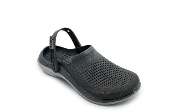 Crocs Roger Clogs
Black Crocs Everyday
Unisex Casual Crocs
Croslite Black Clogs