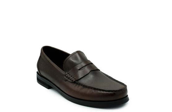 Clarks Sebago Classic Dan Jordan

Clarks brown leather loafers

Clarks Sebago men’s shoes

Clarks waxed leather loafers