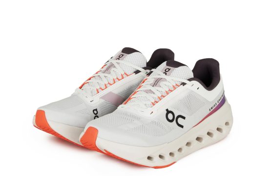 On Running women Jordan
Cloudsurfer Next white sneakers
On Cloudsurfer running shoes
Lightweight women’s running shoes
Swiss engineered women’s footwear
