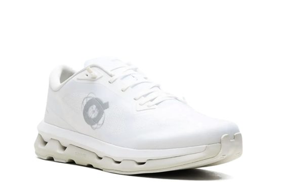 On Cloud Zone White On Running White Shoes On Cloud White Sneakers Cloud Zone Running Shoes