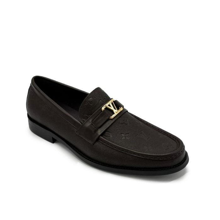 LV Major Loafers Brown
Louis Vuitton Brown Loafers
Designer Brown Leather Loafers
LV Men’s Loafers
Luxury Men’s Leather Shoes